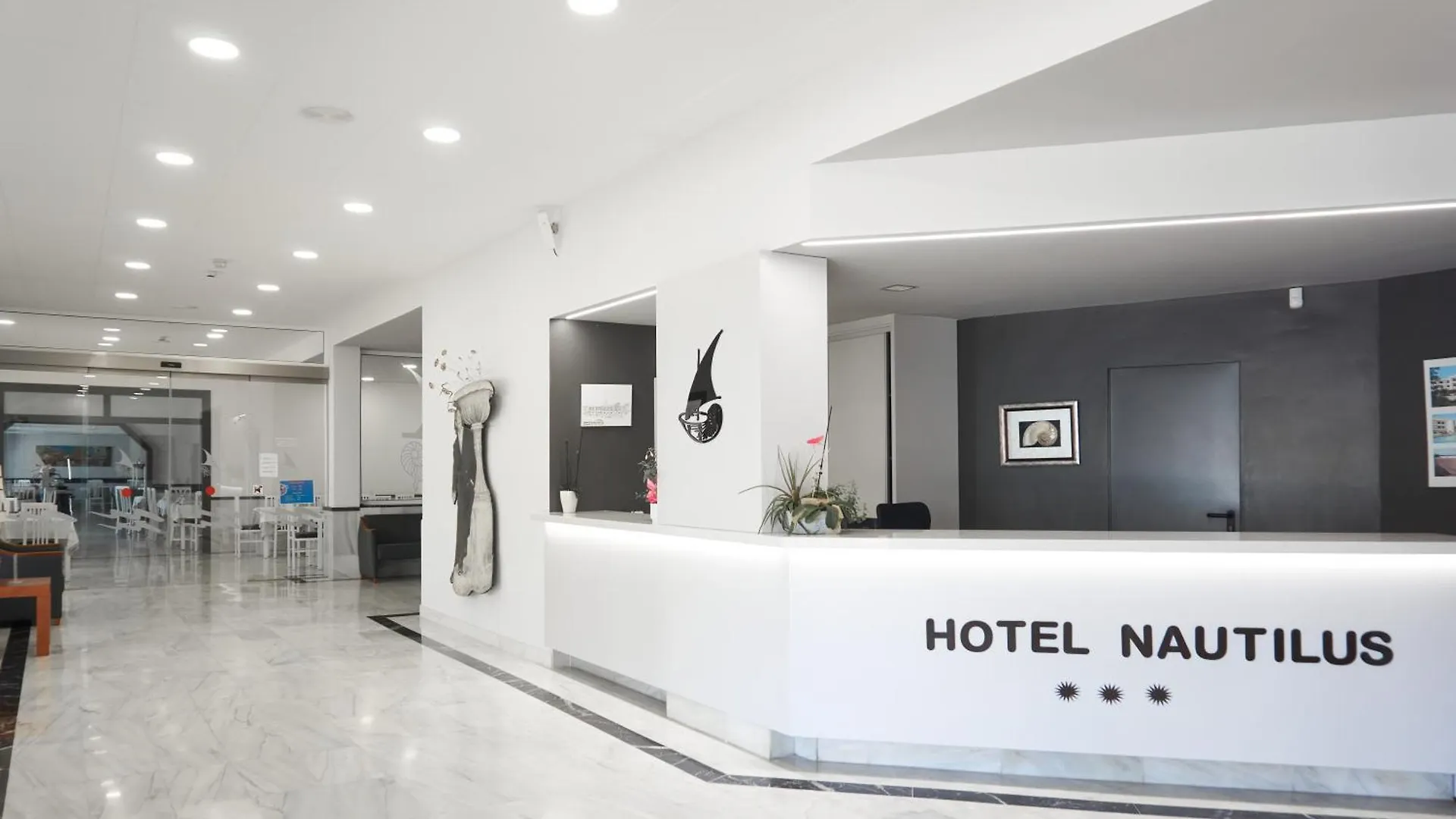 Nautilus Hotel Roses 3*,  Spain