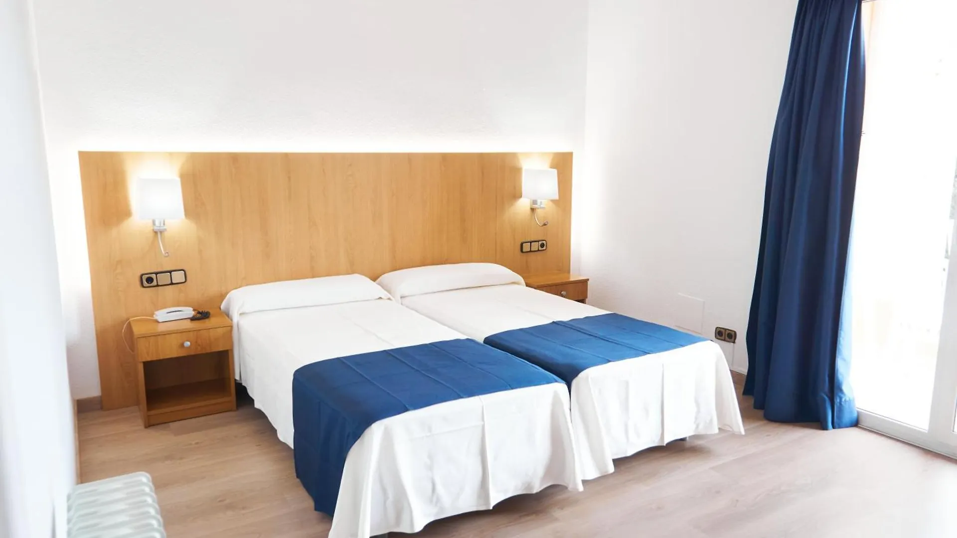 Nautilus Hotel Roses 3*,  Espagne